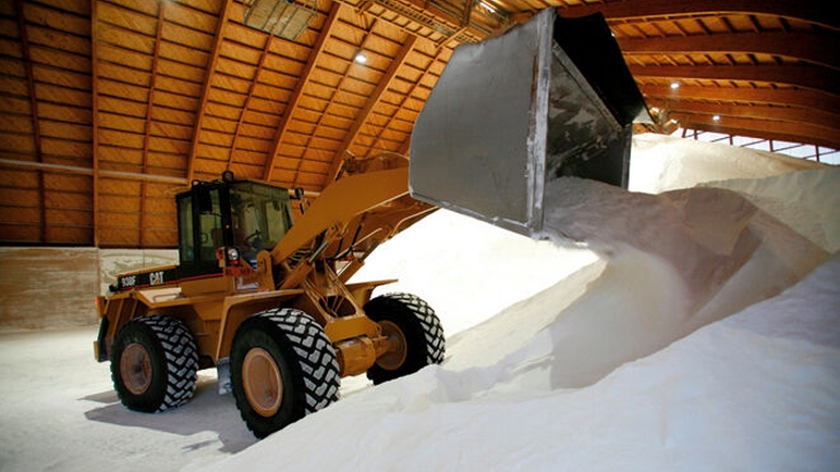 Road salt at the Schweizerhalle site